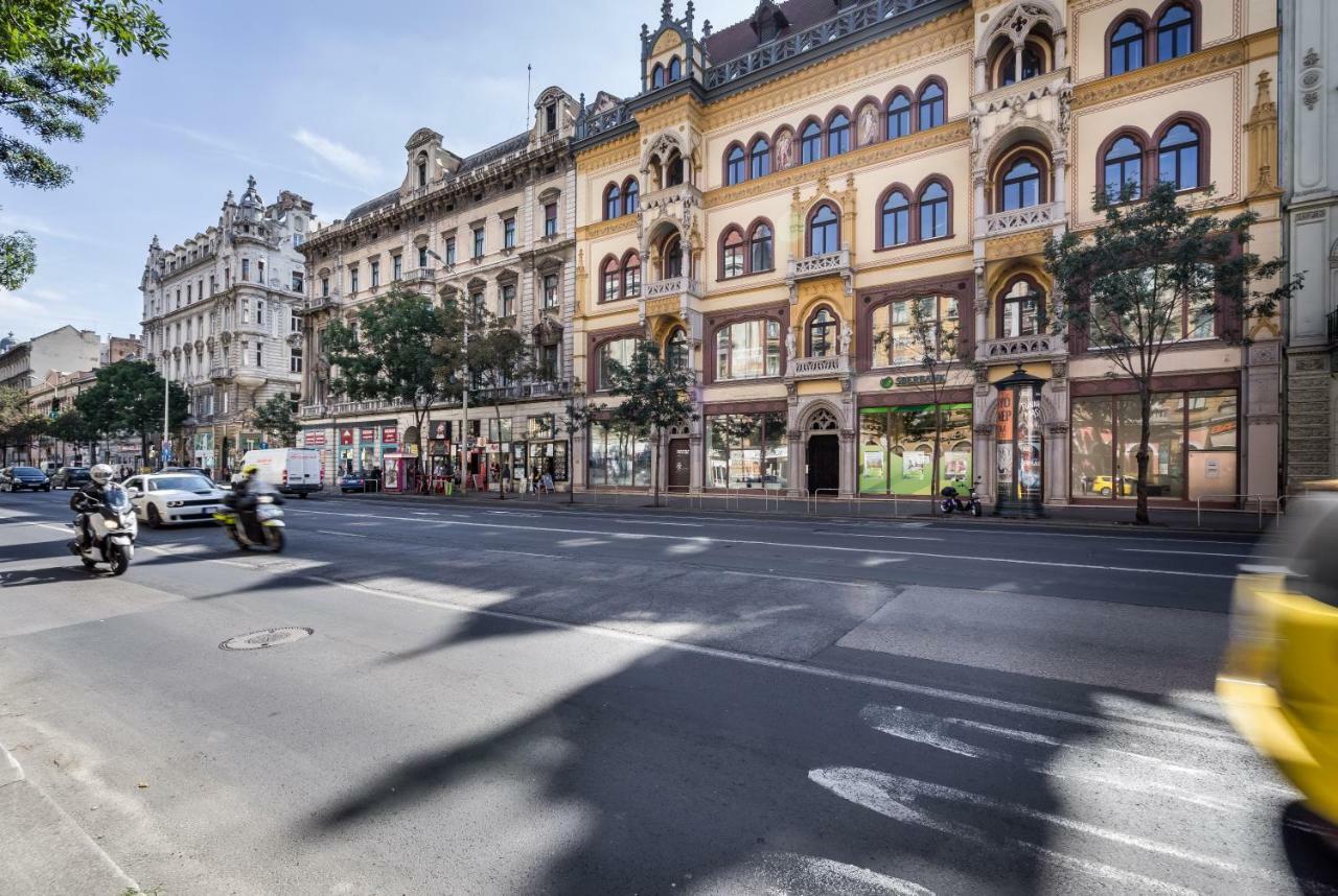 A9 Houseleek Astoria Apartment Budapest Luaran gambar